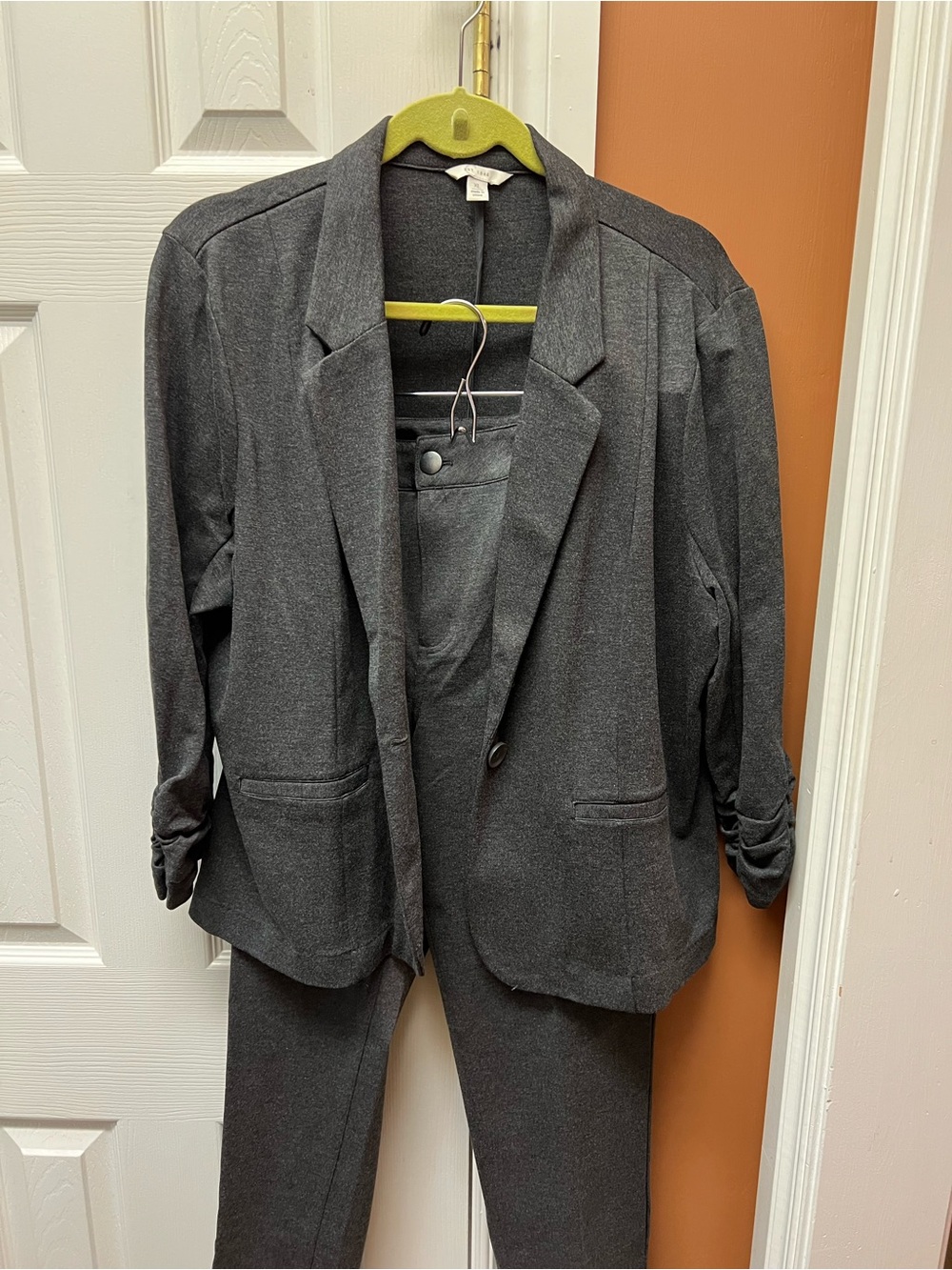 Womens Charcoal Gray Two-Piece Suit - Tailored Blazer & Trousers top XL pants 14